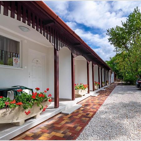 Thermal Motel Kiskunmajsa Luaran gambar