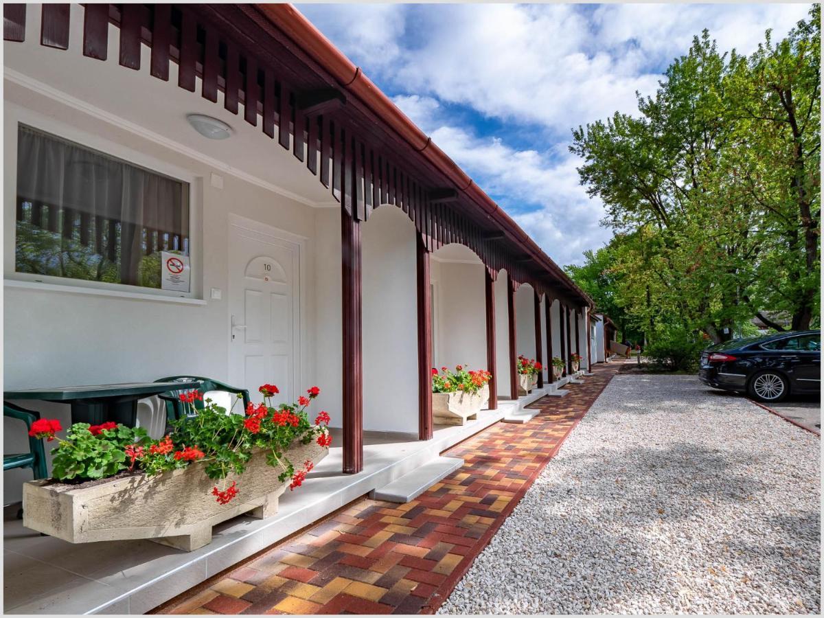 Thermal Motel Kiskunmajsa Luaran gambar